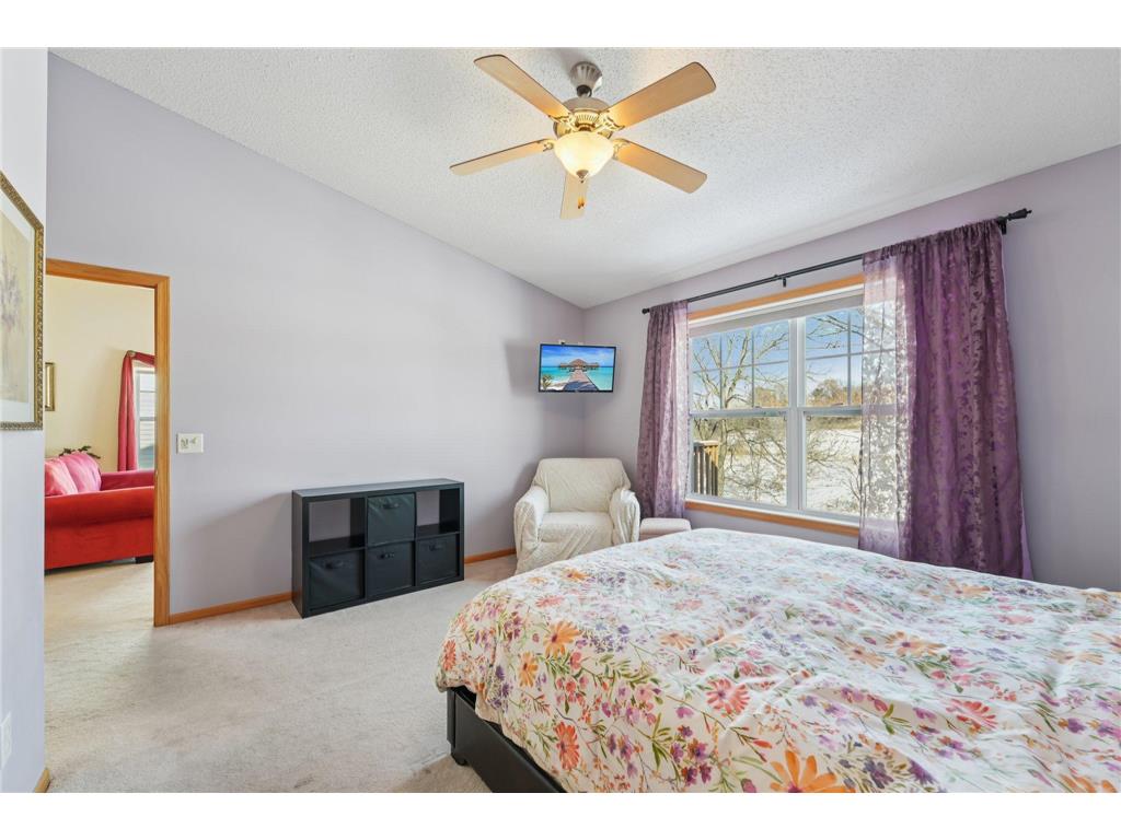 3084 Chisholm Court N Maplewood MN 55109 7012966 image17