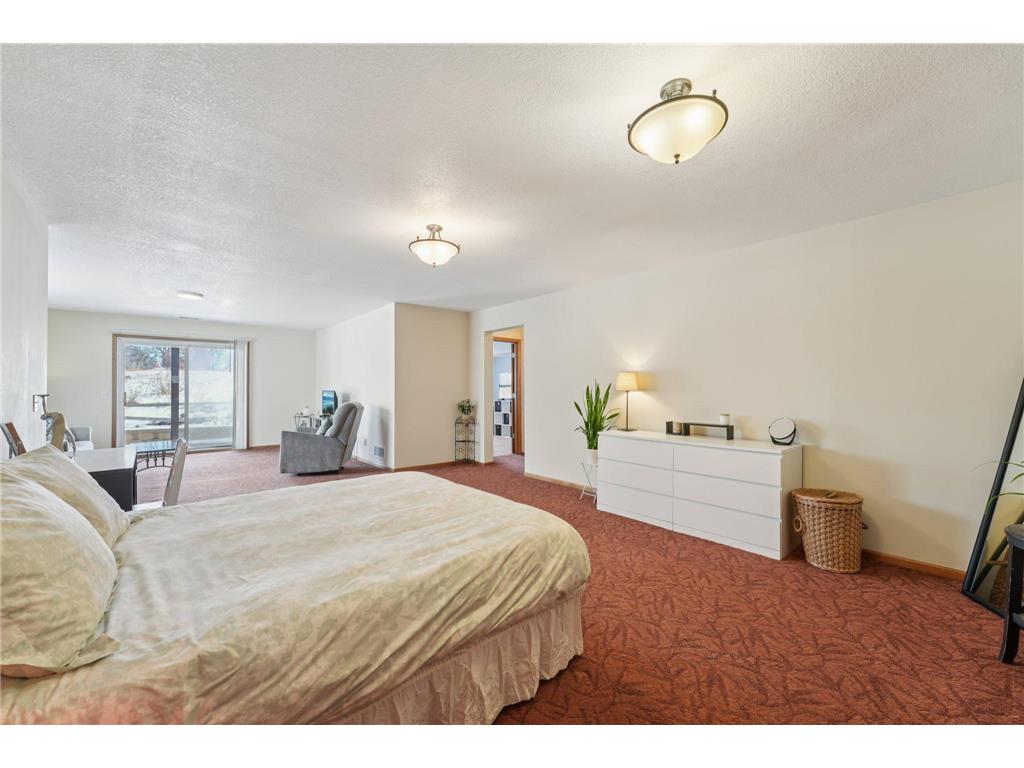 3084 Chisholm Court N Maplewood MN 55109 7012966 image31