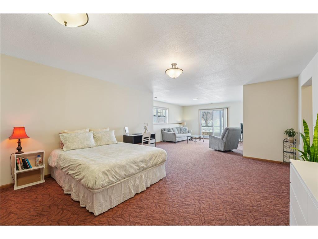 3084 Chisholm Court N Maplewood MN 55109 7012966 image32