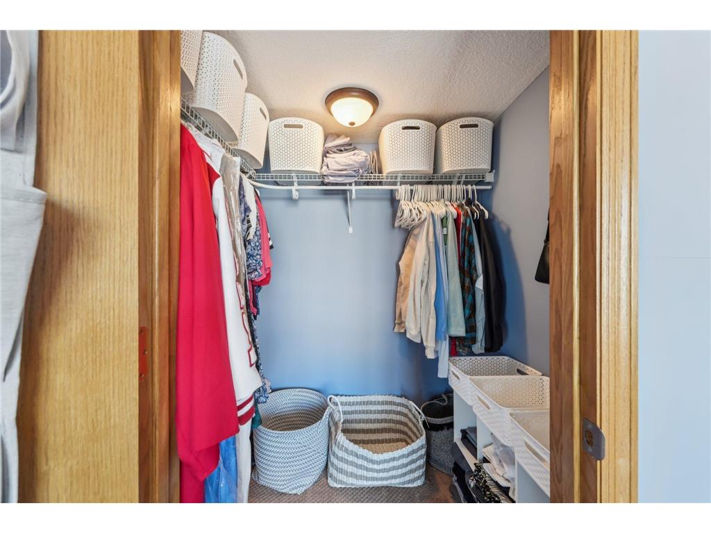 3084 Chisholm Court N Maplewood MN 55109 7012966 image37