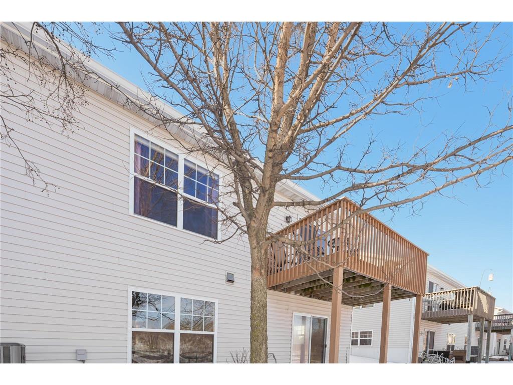 3084 Chisholm Court N Maplewood MN 55109 7012966 image47