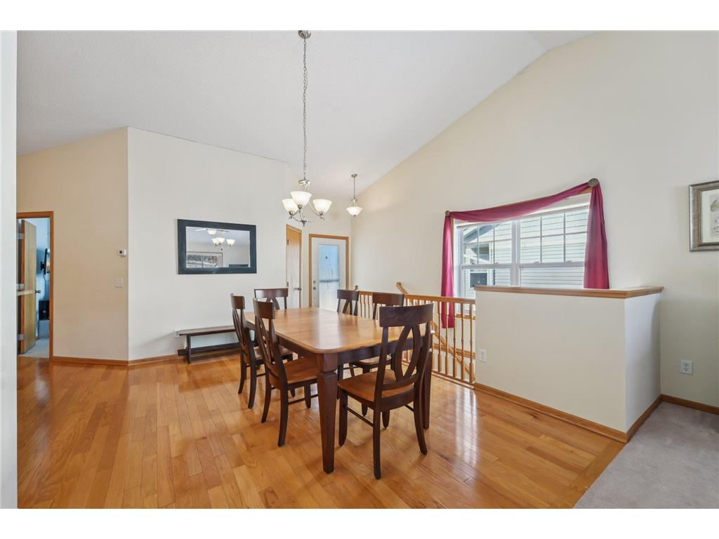 3084 Chisholm Court N Maplewood MN 55109 7012966 image7