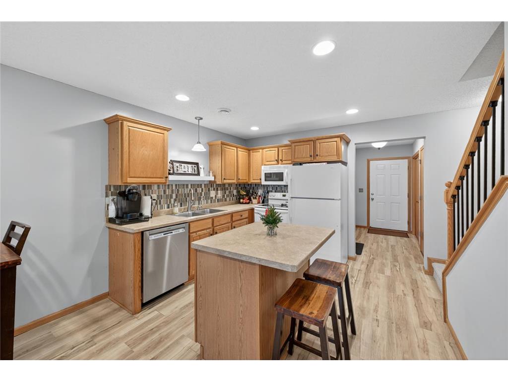 3084 River Falls Court NW Rochester MN 55901 7046547 image6