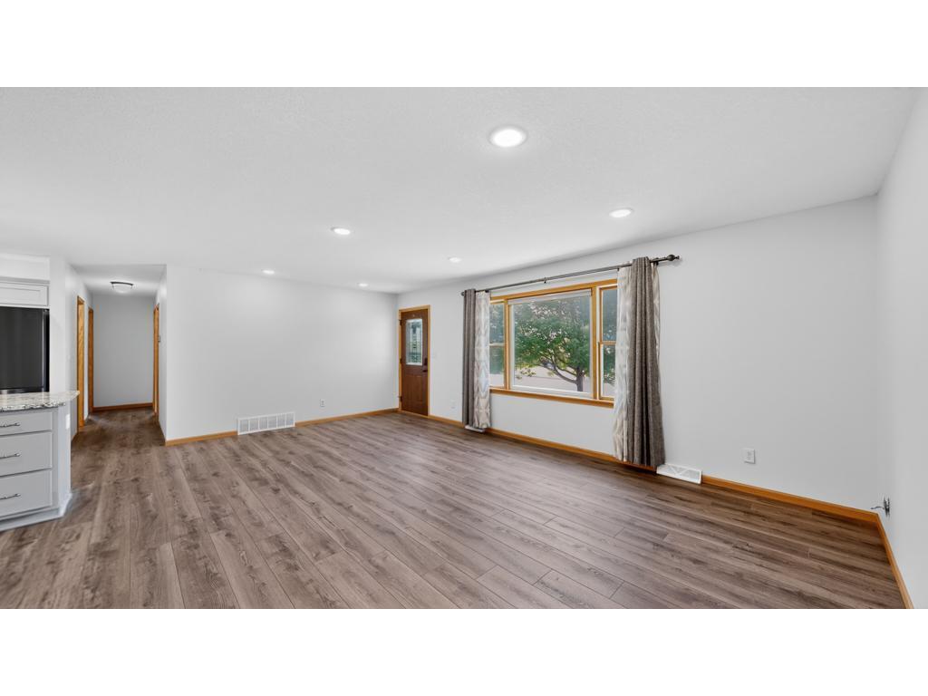 309 1st Street NW Byron MN 55920 7080599 image11