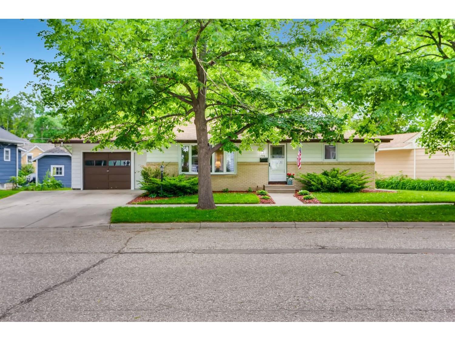 309 3rd Street W, Jordan, MN 55352 MLS 5768199 Edina Realty