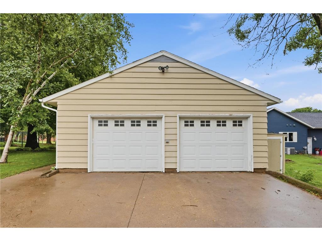 309 5th Avenue SE Melrose MN 56352 7096943 image4