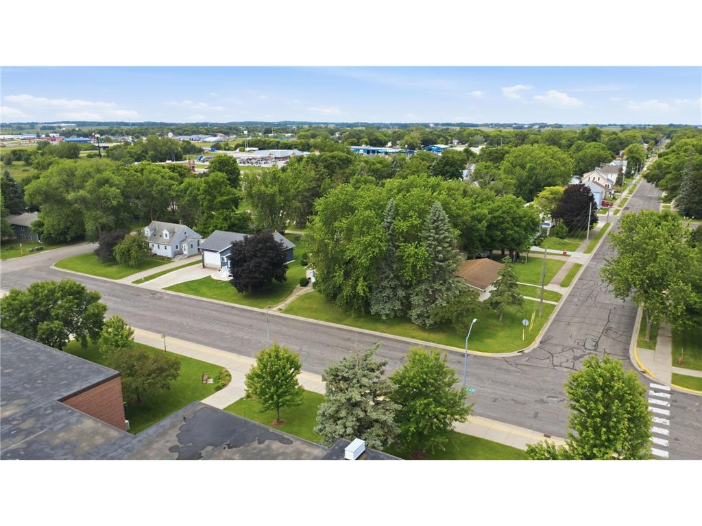 309 5th Avenue SE Melrose MN 56352 7096943 image43