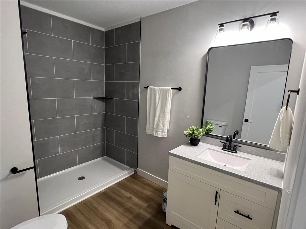 309 Central Avenue S Geneva MN 56035 7021961 image15