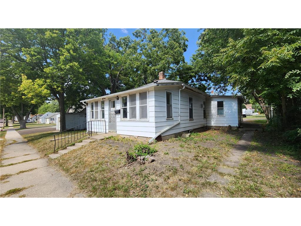 309 E Flynn Street Redwood Falls MN 56283 6427571 image1