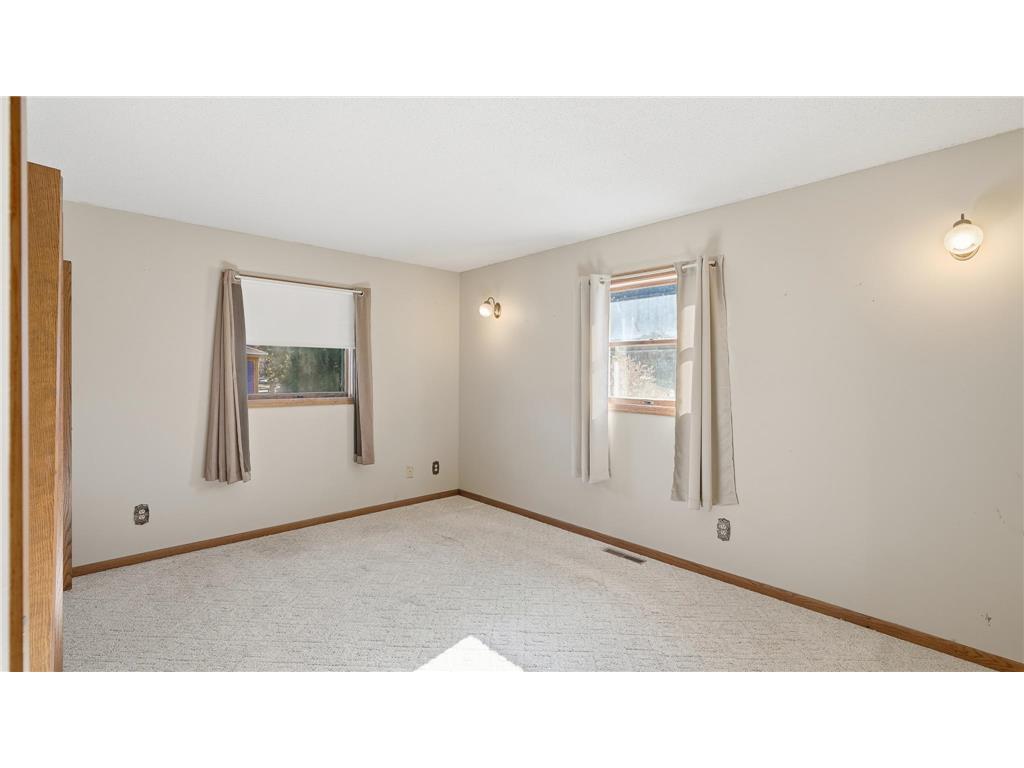 309 E Iowa Street Elmore MN 56027 6809719 image17