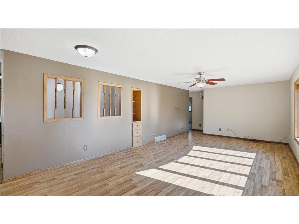 309 E Iowa Street Elmore MN 56027 6809719 image7