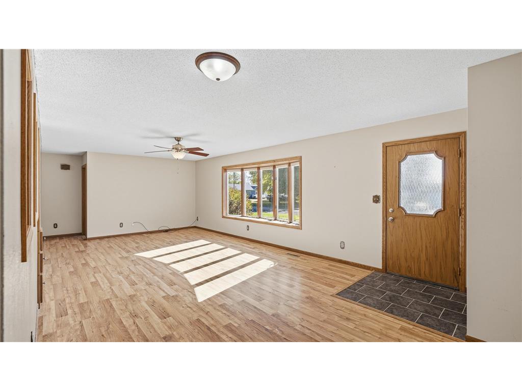 309 E Iowa Street Elmore MN 56027 6809719 image8