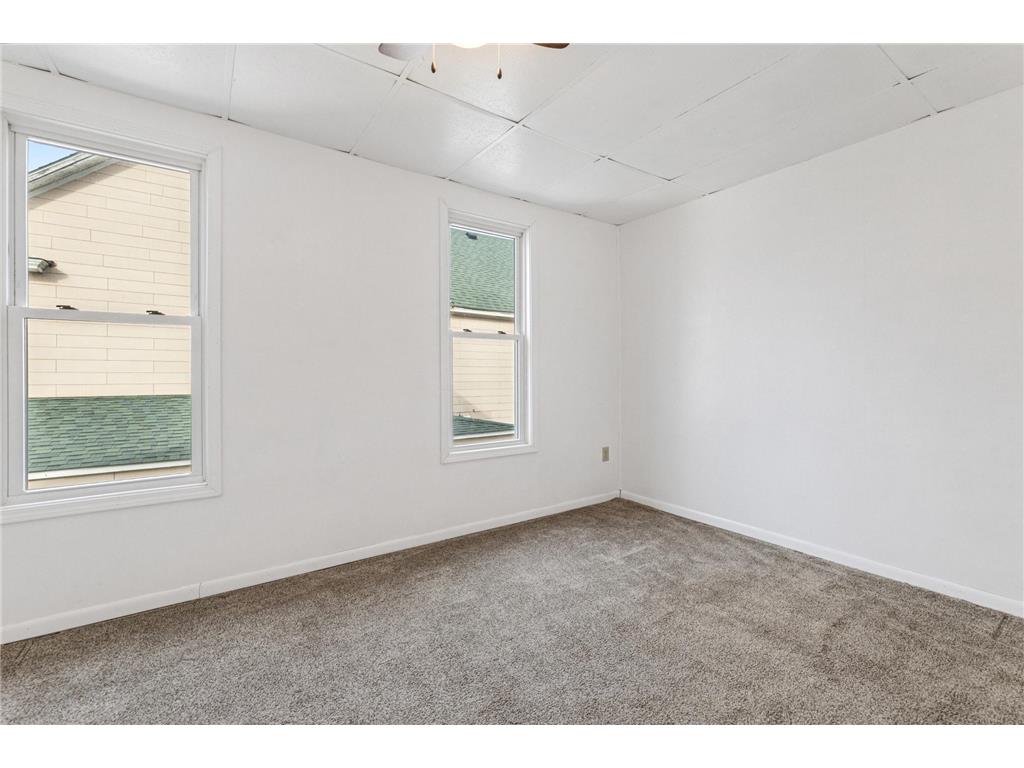 309 E Lincoln Street Caledonia MN 55921 7028758 image12