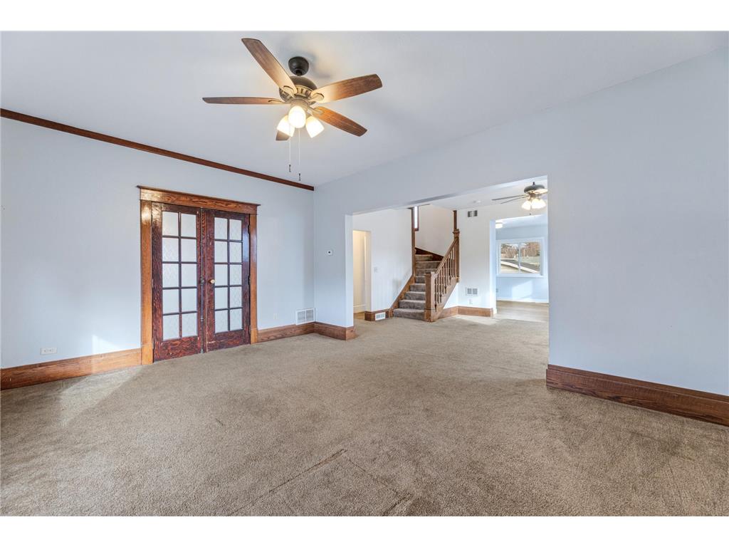 309 E Lincoln Street Caledonia MN 55921 7028758 image2