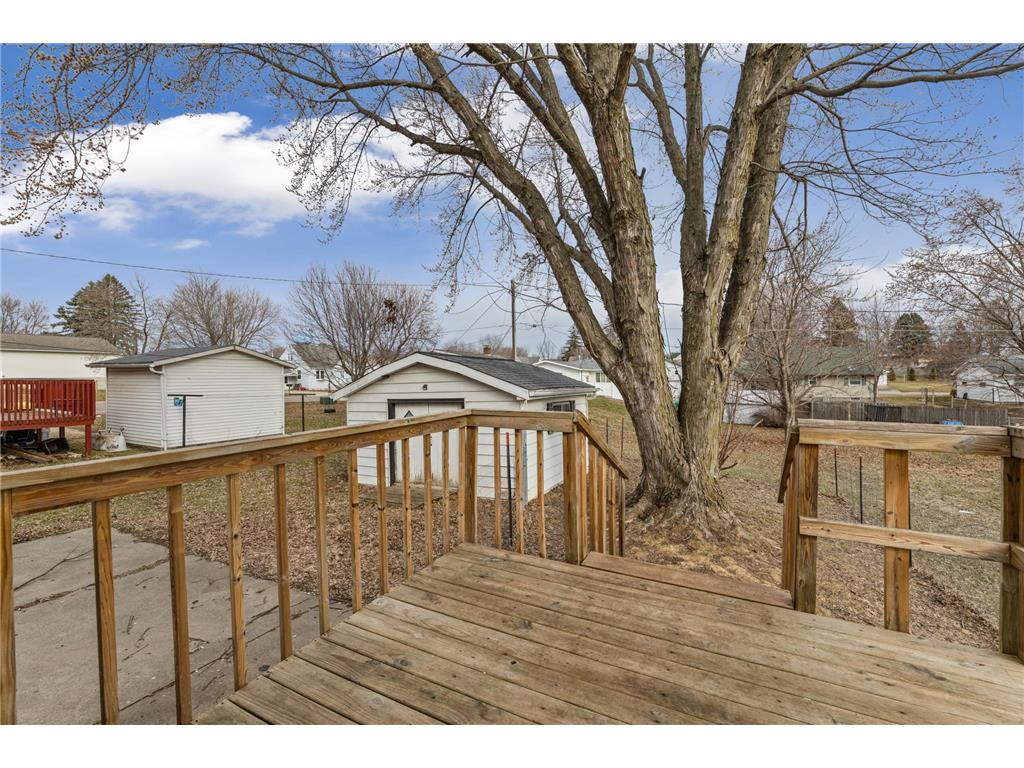 309 E Lincoln Street Caledonia MN 55921 7028758 image23