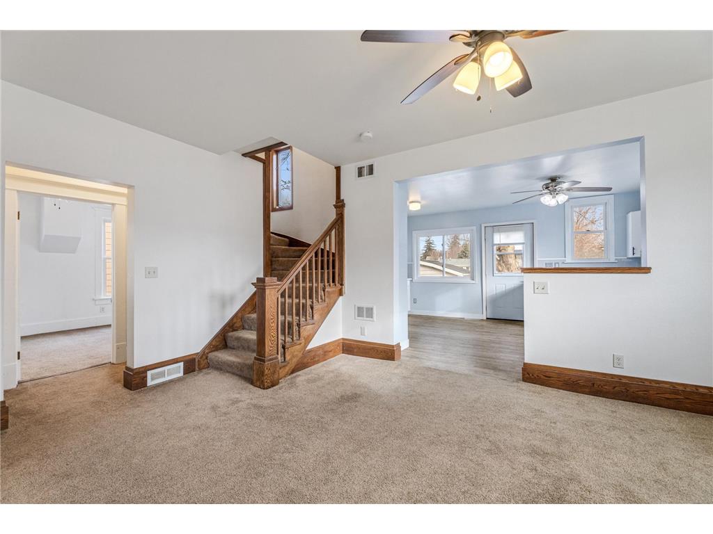 309 E Lincoln Street Caledonia MN 55921 7028758 image5