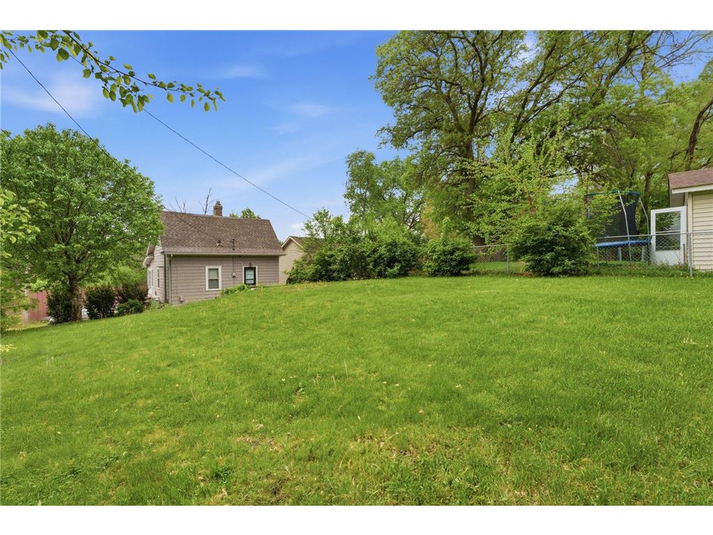 309 Etna Street Saint Paul MN 55106 7076655 image23