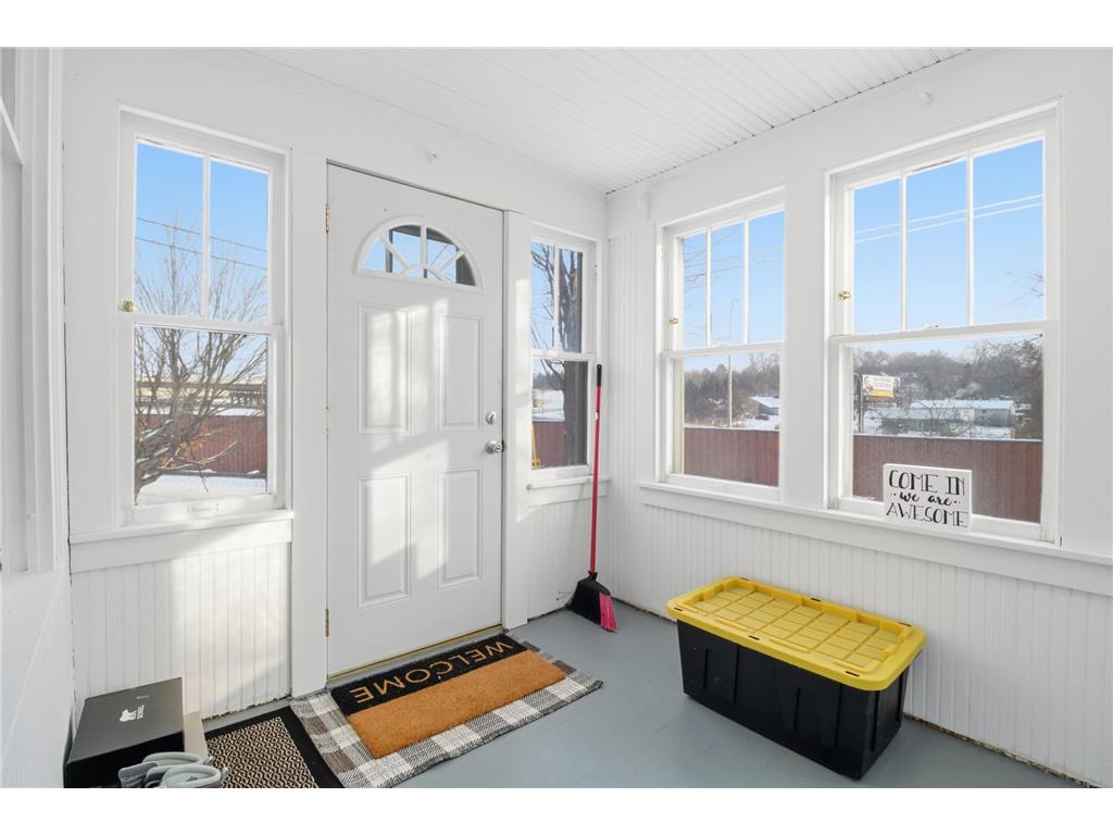 309 Etna Street Saint Paul MN 55106 7076655 image4