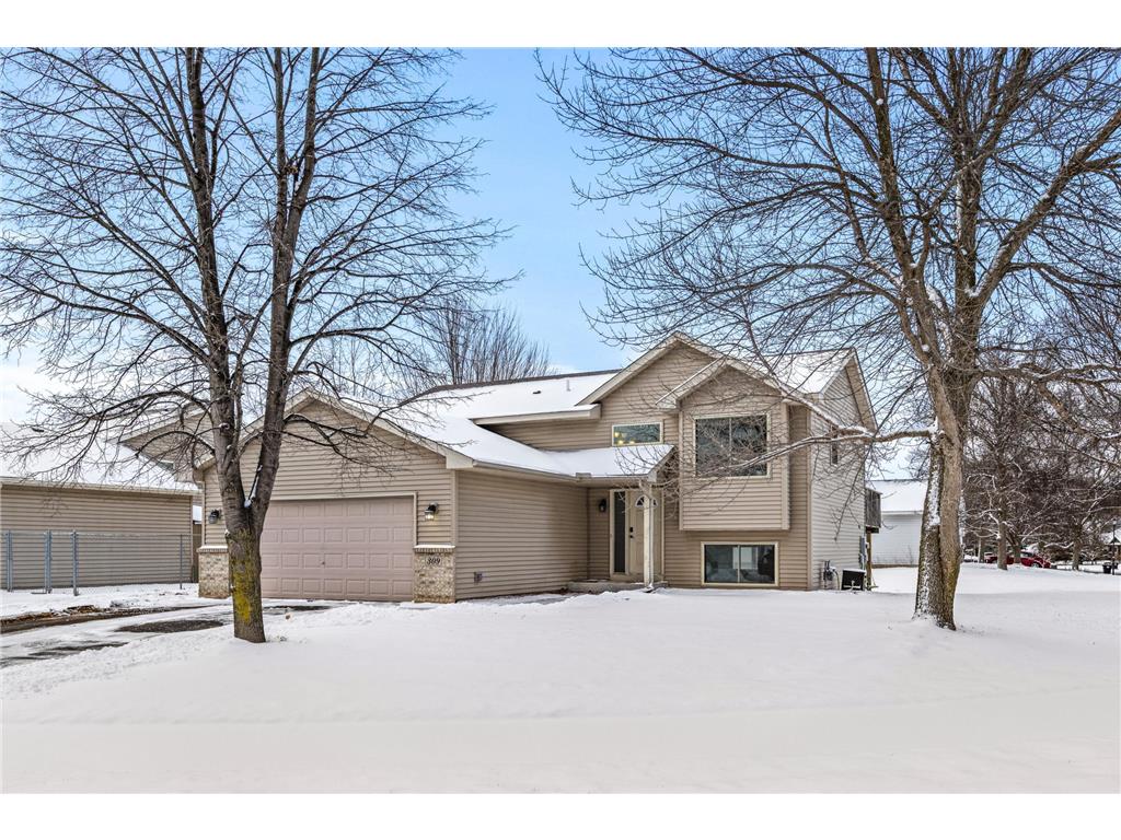 309 Flintwood Street SW Isanti MN 55040 7036217 image1