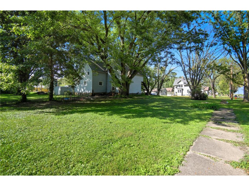 309 Grove Street Lyle MN 55953 7006230 image26