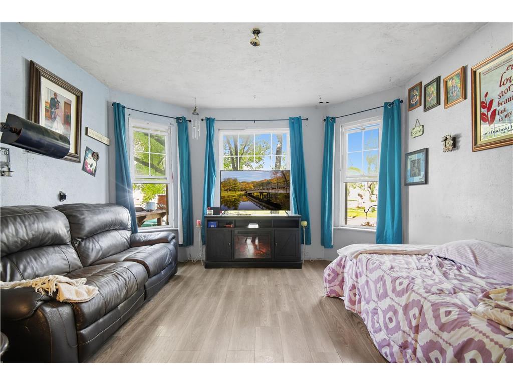 309 Grove Street Lyle MN 55953 7006230 image5