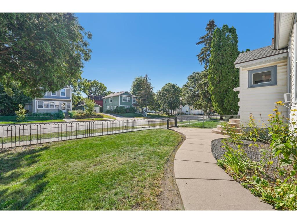 309 Harrison Avenue Saint Paul MN 55102 6603447 image47