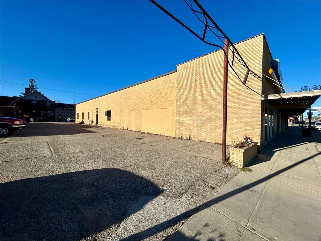 309 Jefferson Street S Wadena MN 56482 7041135 image2