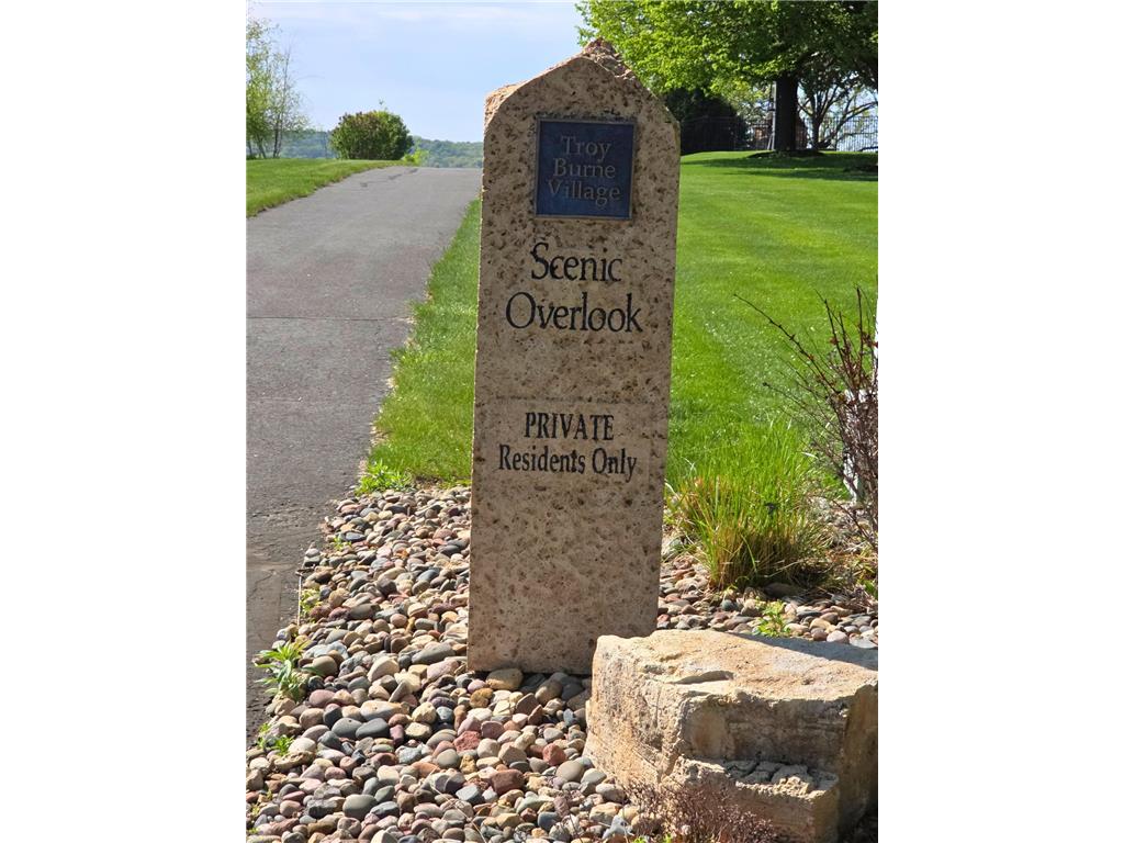 309 Lindsay Road Hudson WI 54016 6713890 image100