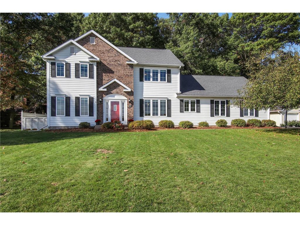 309 Red Cedar Street Menomonie WI 54751 6452004 image1