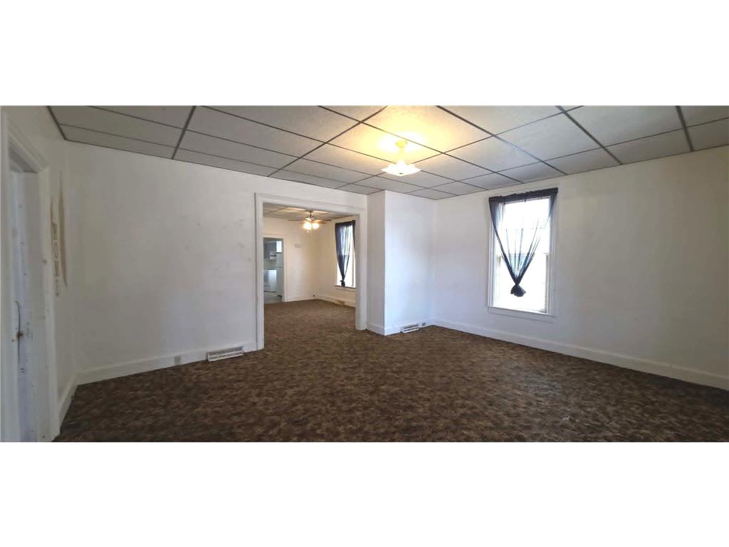 309 S Jefferson Street Redwood Falls MN 56283 7022726 image5