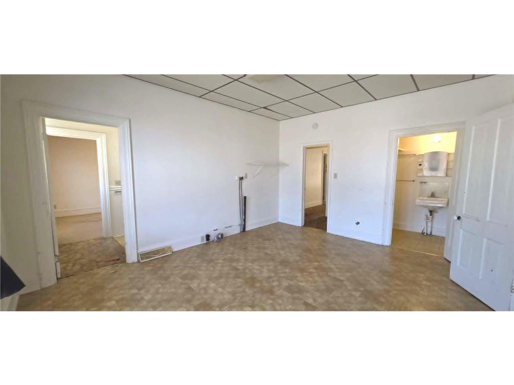 309 S Jefferson Street Redwood Falls MN 56283 7022726 image9