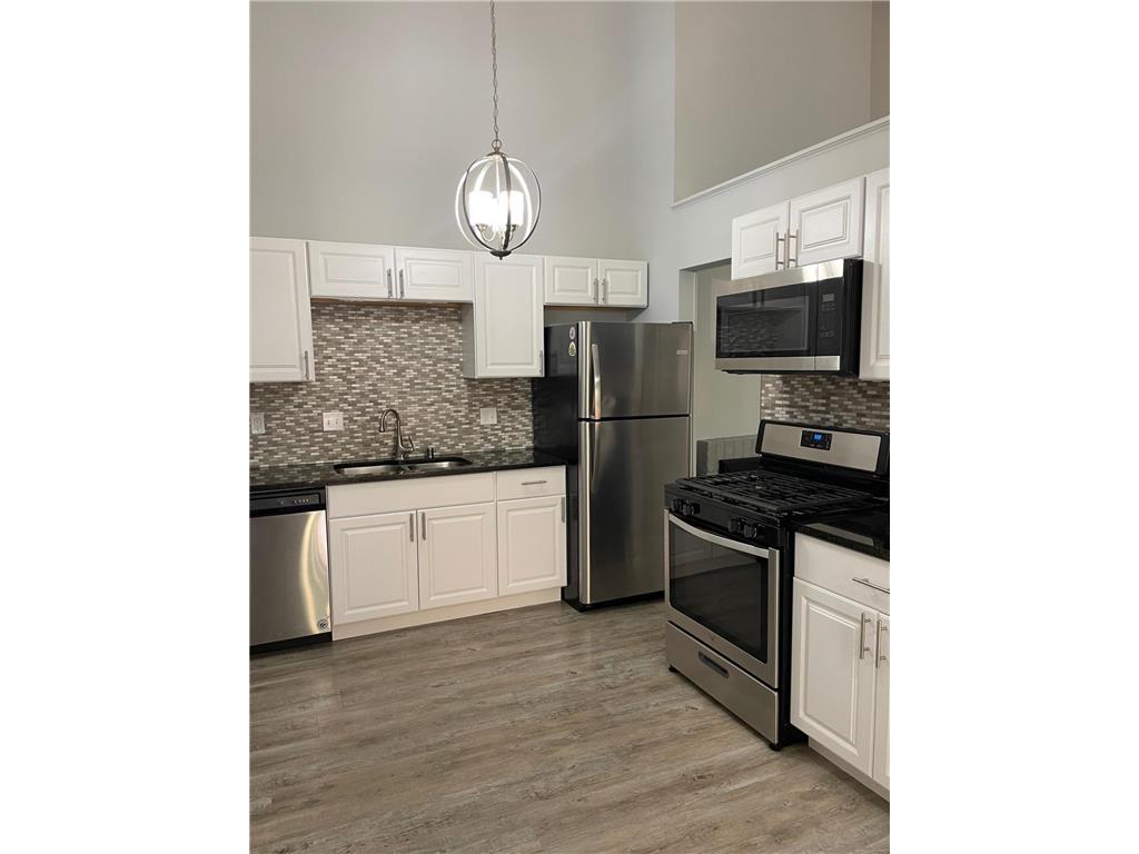 309 Shawnee Trail, Shakopee, MN 55379 MLS 6261014 Edina Realty