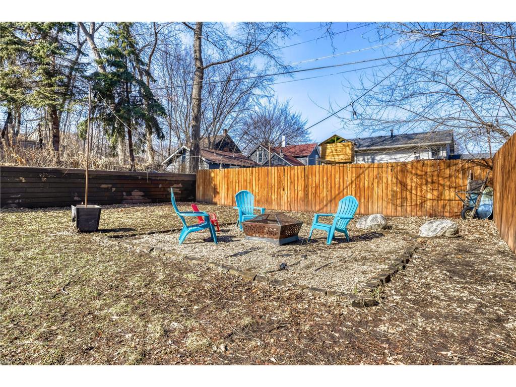 309 Sidney Street E Saint Paul MN 55107 7031324 image15