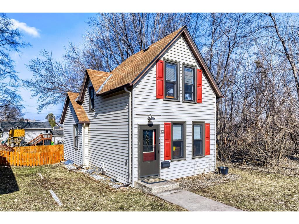 309 Sidney Street E Saint Paul MN 55107 7031324 image2