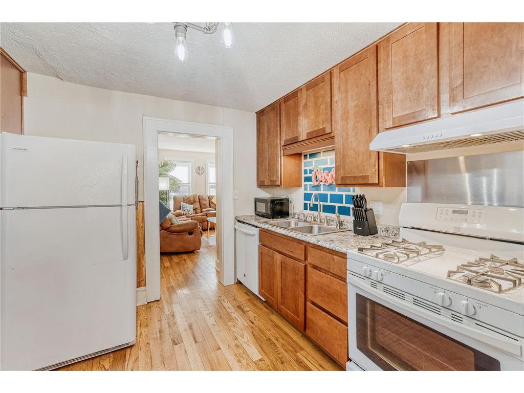 309 Sidney Street E Saint Paul MN 55107 7031324 image5