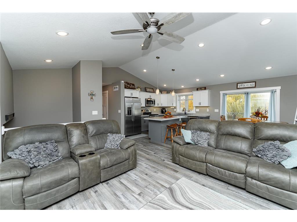 309 Spring Day Court NE Eyota MN 55934 6815407 image7