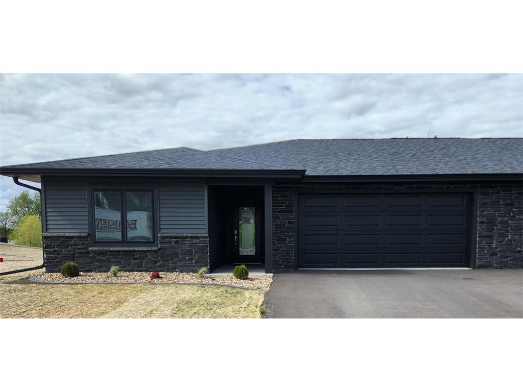 309 Sunset Avenue Mountain Lake MN 56159 - Mountain Lake 6631036 image1