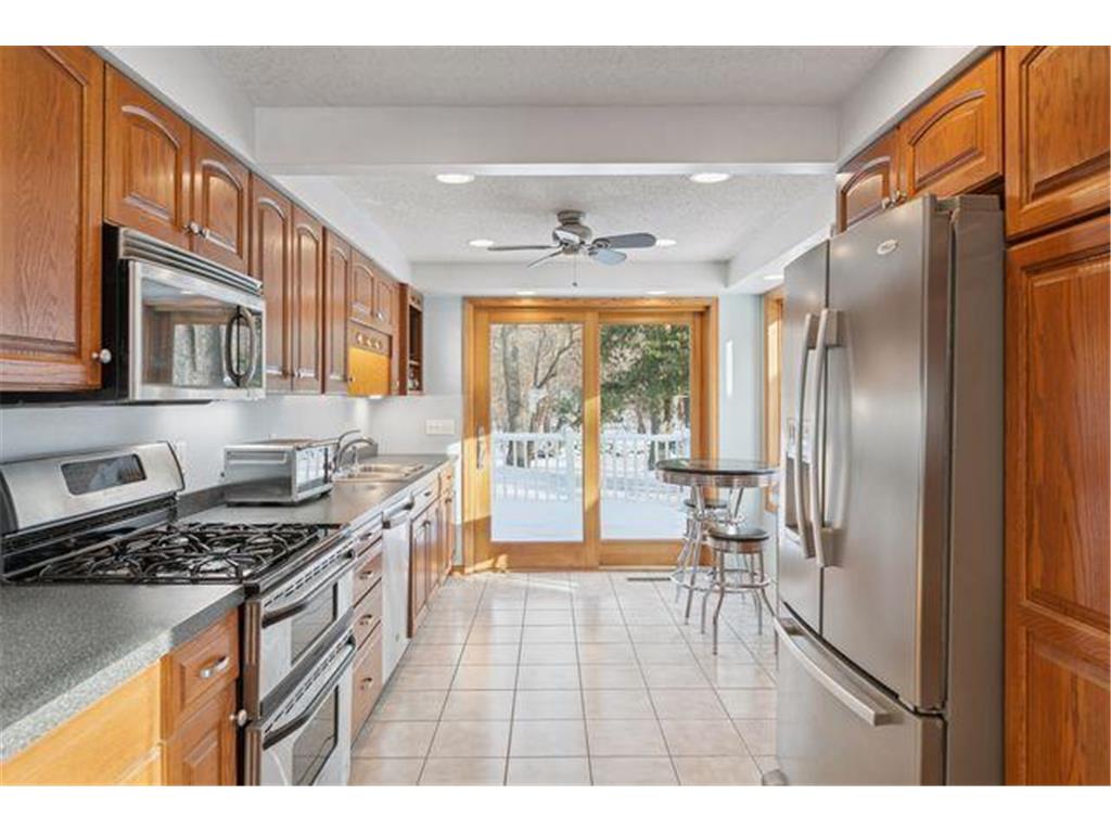 309 Sunset Drive S Minnetonka MN 55305 6810907 image1