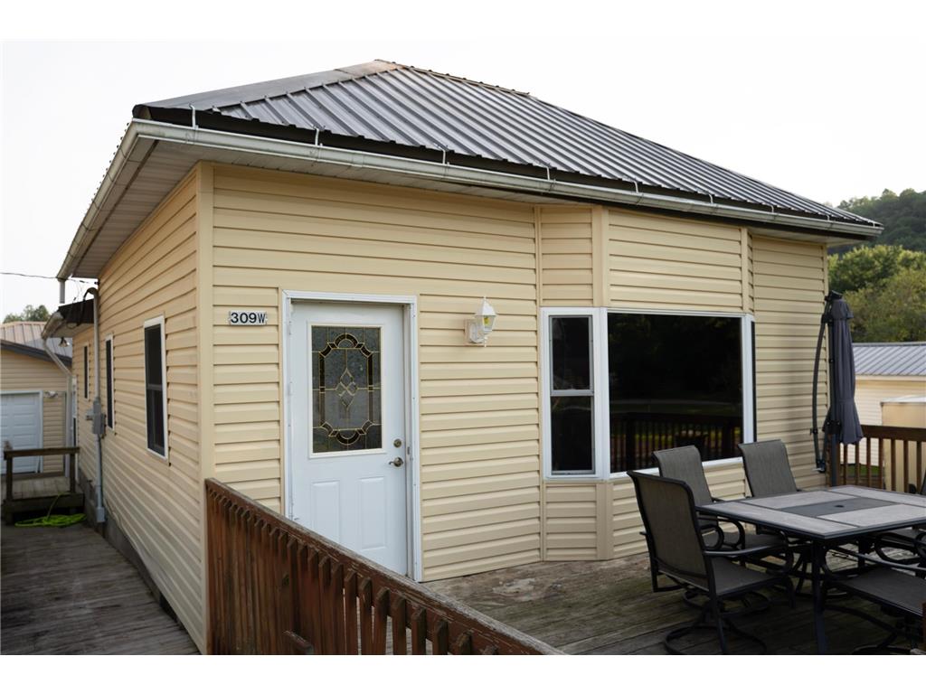 309 W Fayette Street Readstown WI 54652 7108529 image2