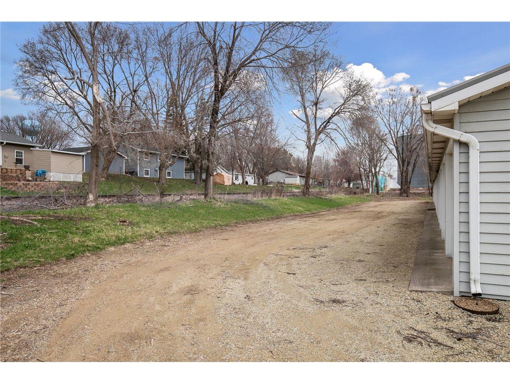 309 W Main Street Roberts WI 54023 7047189 image15