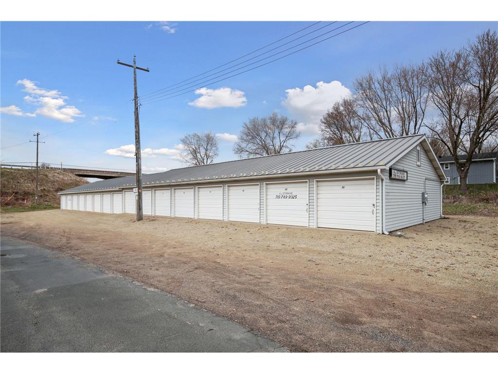 309 W Main Street Roberts WI 54023 7047189 image3