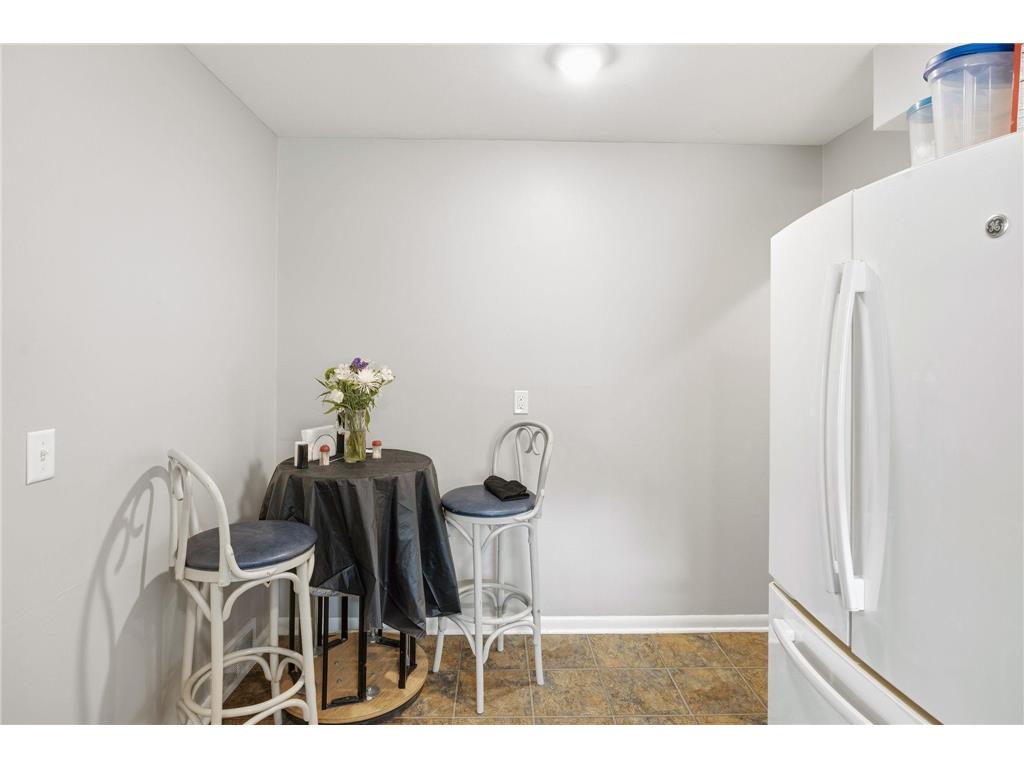 309 Washington Avenue S Edina MN 55343 7070693 image22