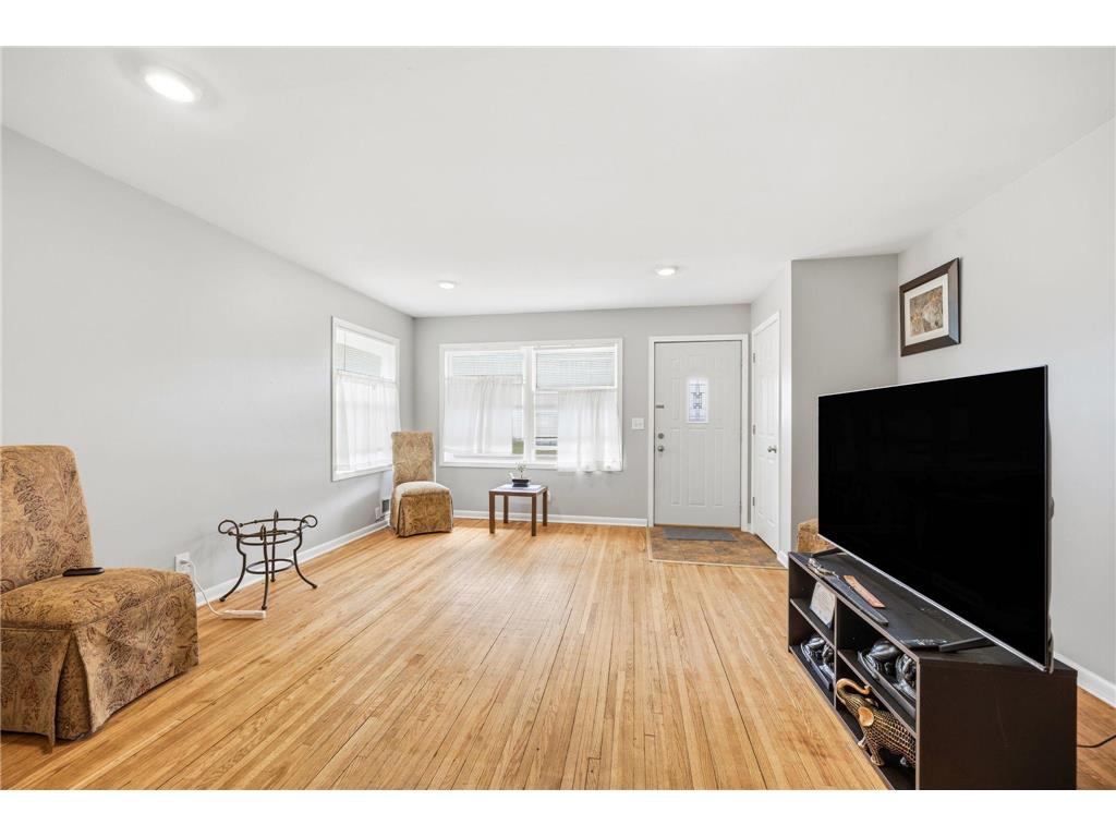 309 Washington Avenue S Edina MN 55343 7070693 image23