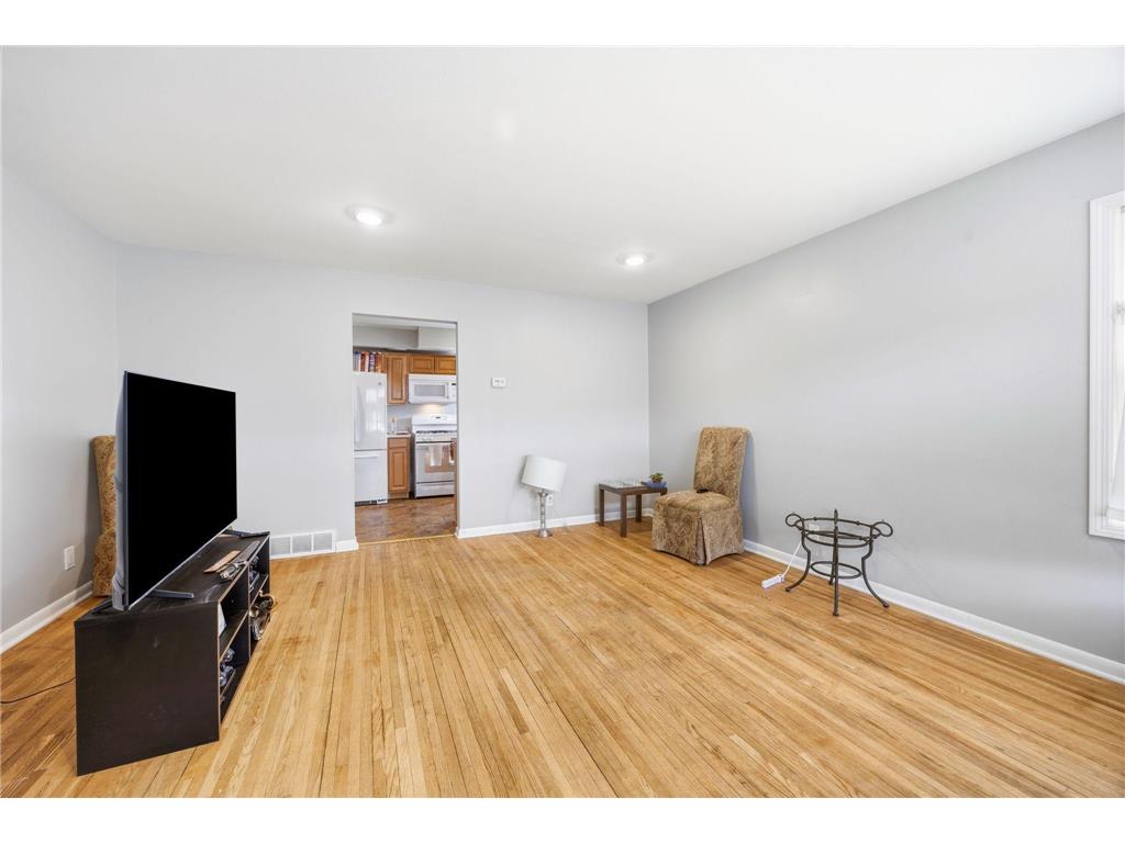 309 Washington Avenue S Edina MN 55343 7070693 image24