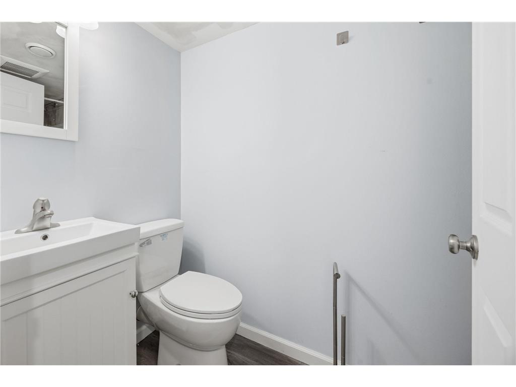 309 Washington Avenue S Edina MN 55343 7070693 image30