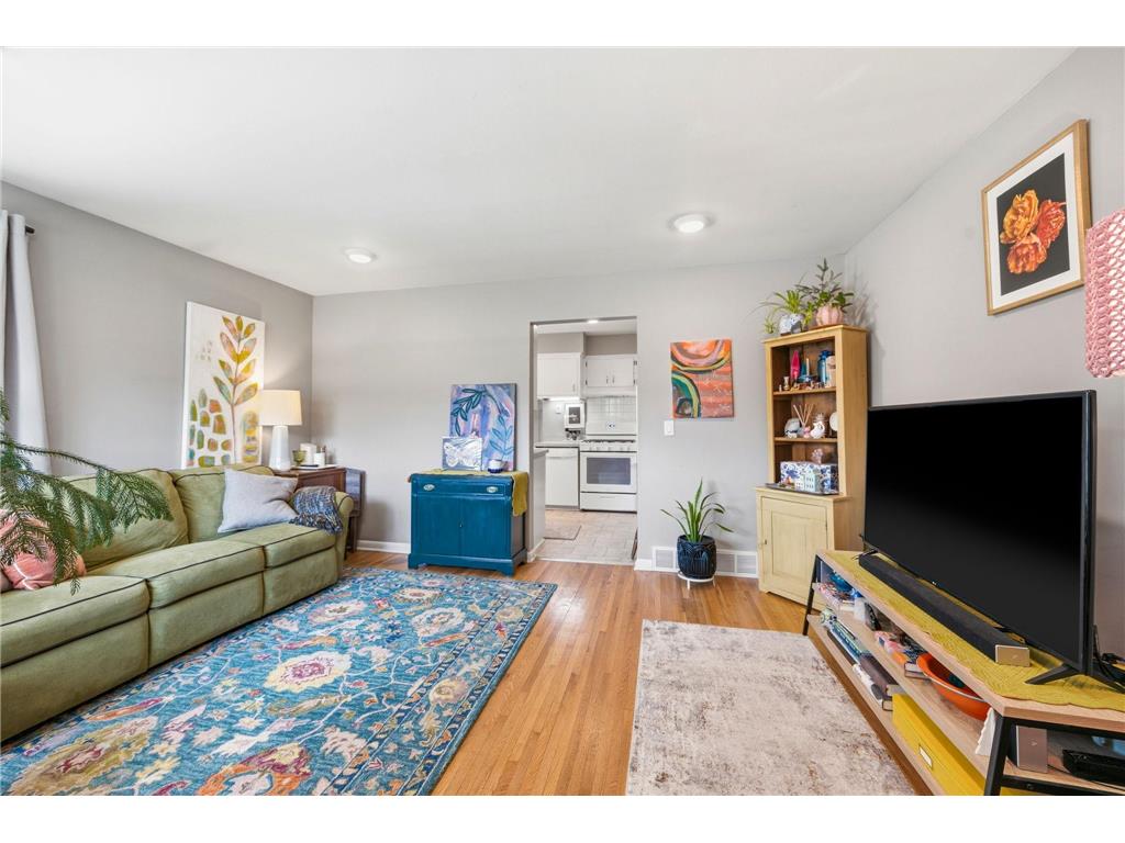 309 Washington Avenue S Edina MN 55343 7070693 image6