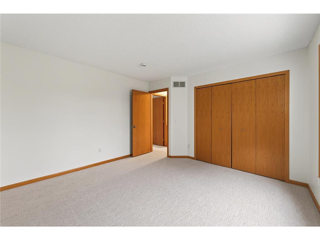 3090 Copper Oaks Draw Woodbury MN 55125 6799156 image14