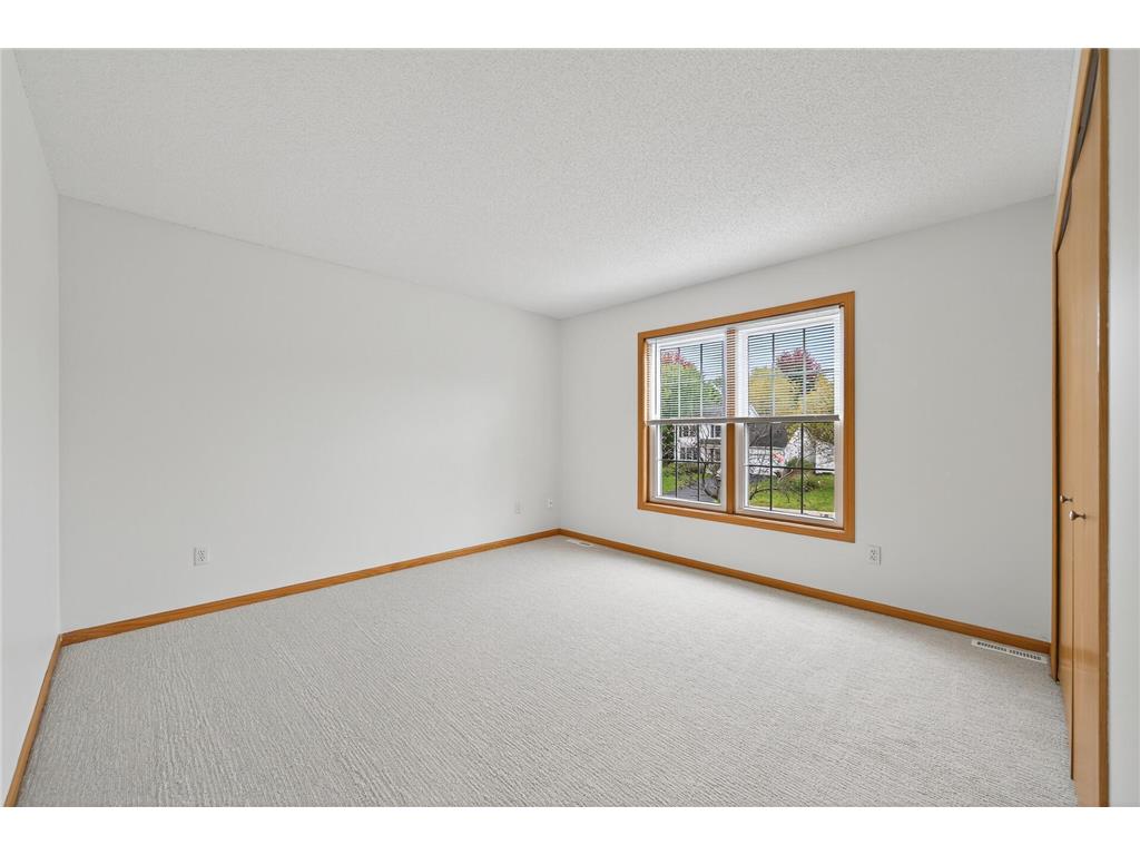 3090 Copper Oaks Draw Woodbury MN 55125 6799156 image15