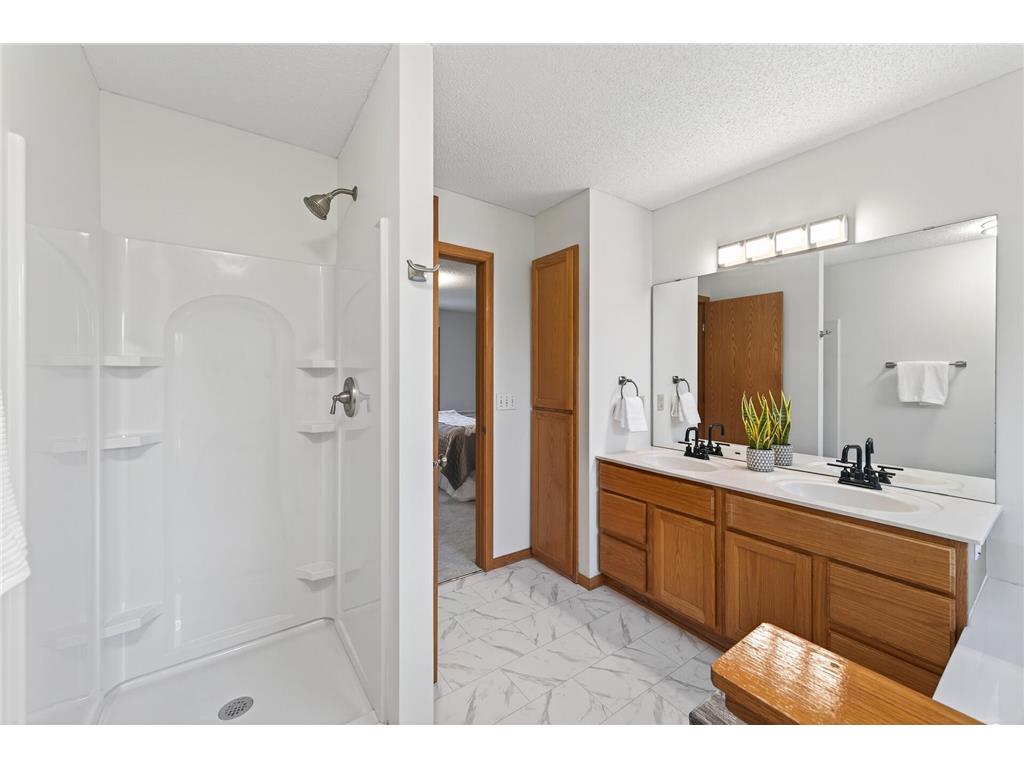 3090 Copper Oaks Draw Woodbury MN 55125 6799156 image20