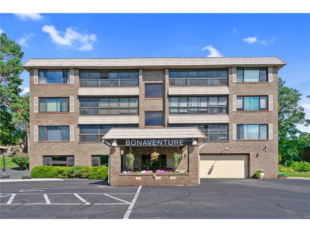 3090 Lexington Avenue N B5, Roseville, MN, 55113 MLS 6247083